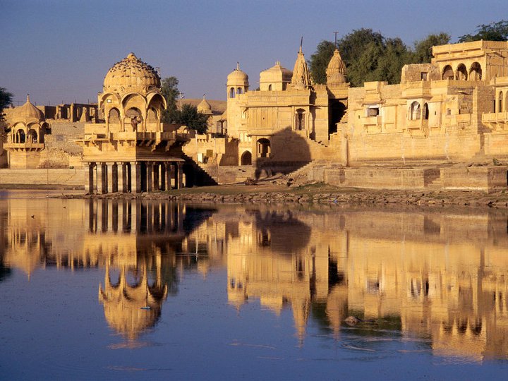 Viaggio a Jaisalmer | Lago Gadisar: aperto l'aeroporto fantasma 